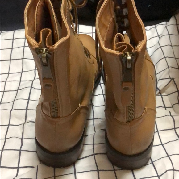 Call it spring brown boots - Picture 4 of 5